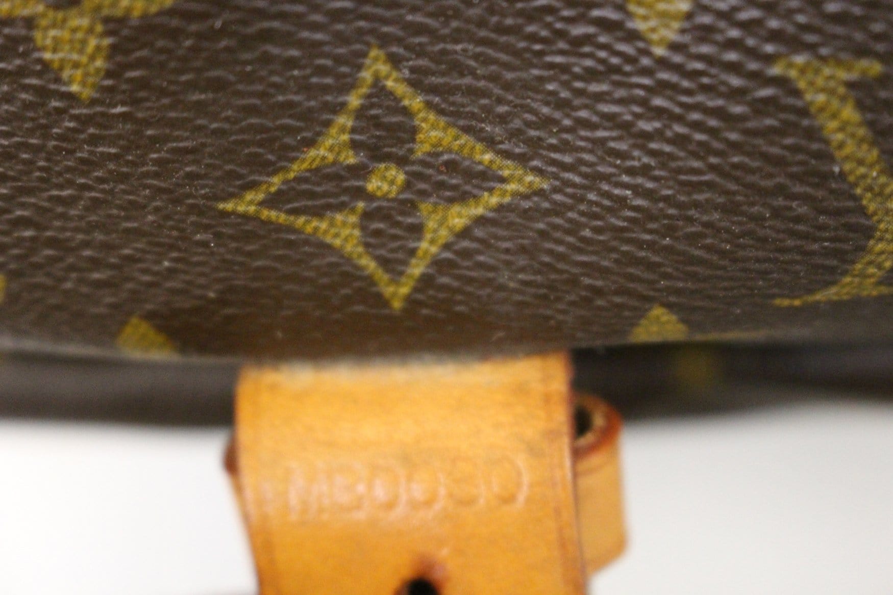 Louis Vuitton Monogram Saumur 35 Shoulder Bag - BOPF