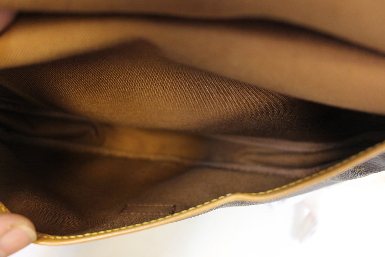 Louis Vuitton // Brown Monogram Saumur 30 Bag – VSP Consignment