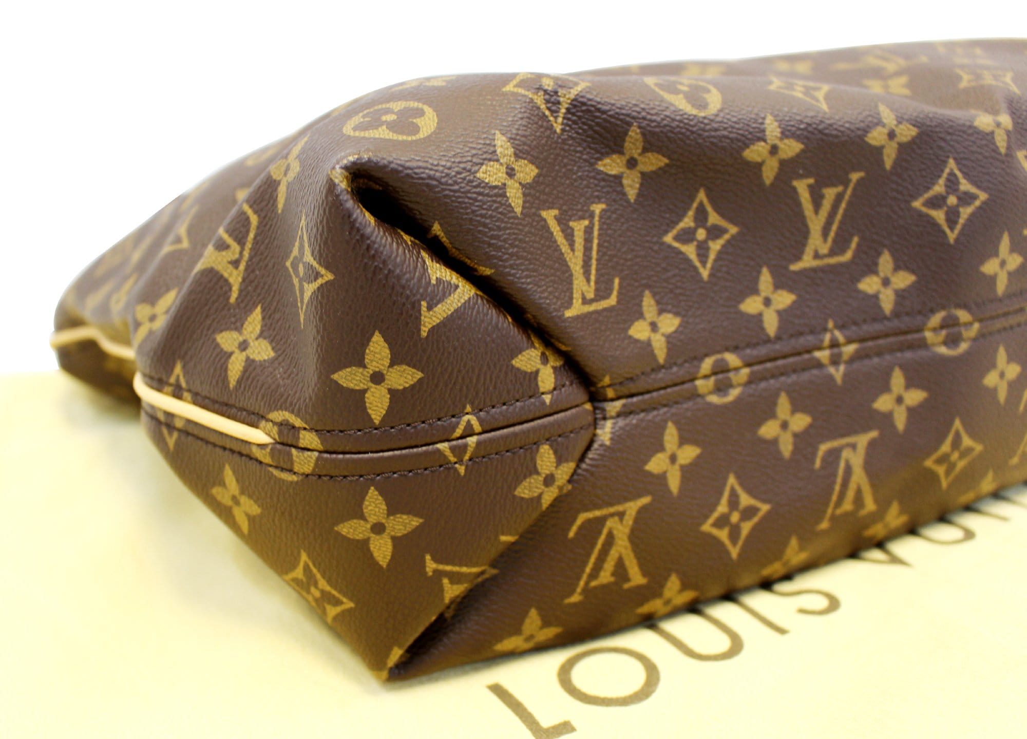 Admire MY Bag on Instagram: LOUIS VUITTON ❤️ Sully MM