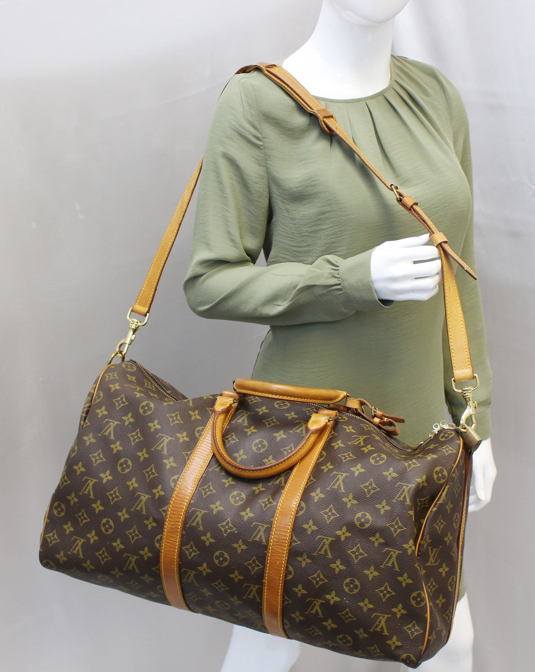 Louis Vuitton Keepall 50 Bandouliere Monogram Travel Bag