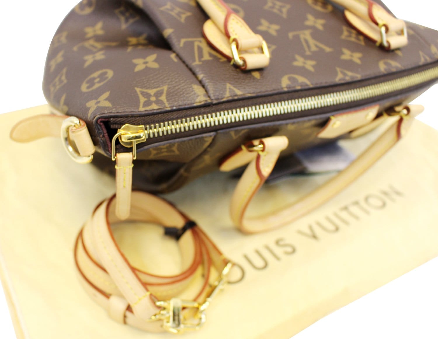 LOUIS VUITTON Brown Logo Handbag – Shop Prior Attire