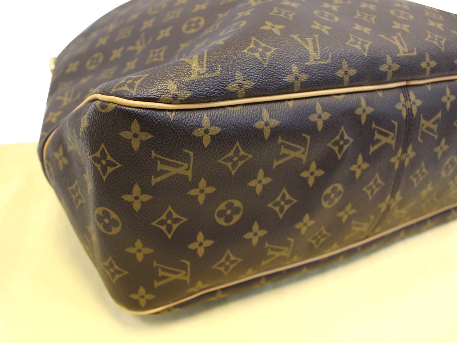 Pre-Owned Louis Vuitton Products for Sale, Luxury Brands