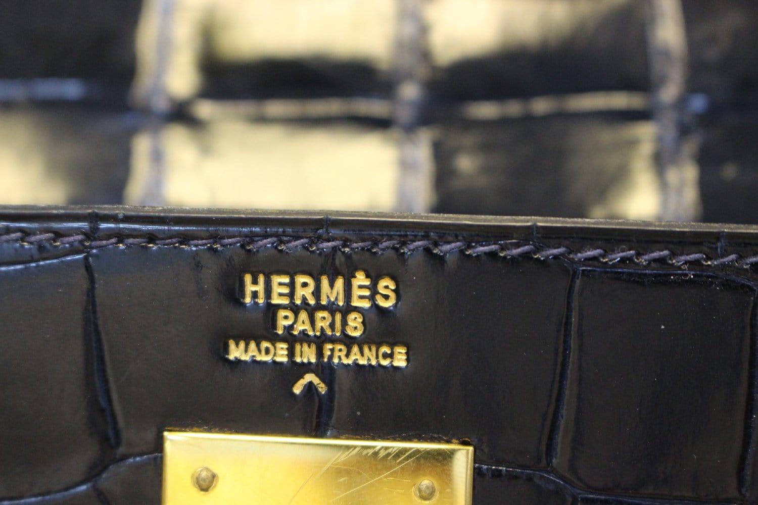 Hermes Birkin Bag Alligator Leather Gold Hardware In Black