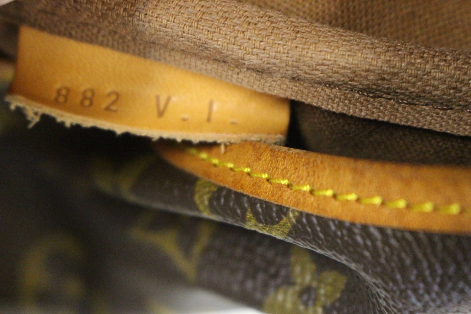 LOUIS VUITTON Saumur 43 Crossbody Bag – Pretty Things Hoarder