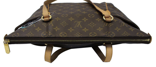 LOUIS VUITTON Totally MM Monogram Canvas Tote Shoulder Bag