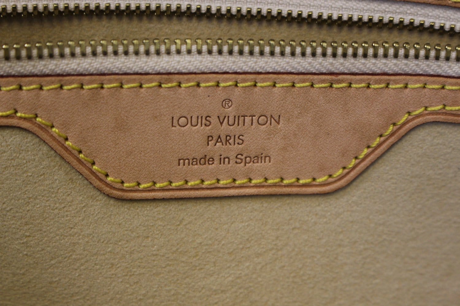 Louis Vuitton Damier Azur Hampstead MM Tote (SHF-21018) – LuxeDH