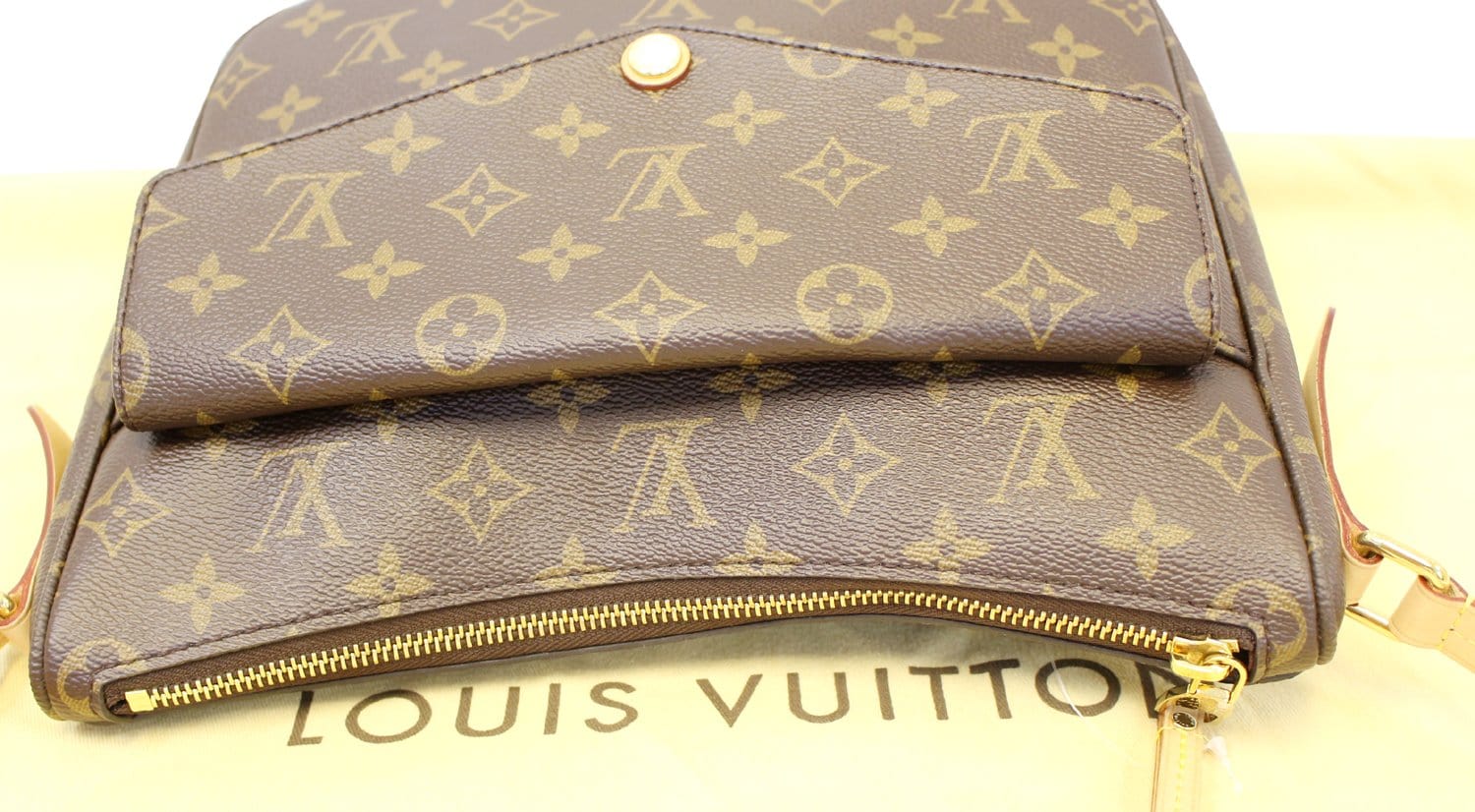 Louis Vuitton Monogram Canvas Mabillon Bag (2017) at 1stDibs
