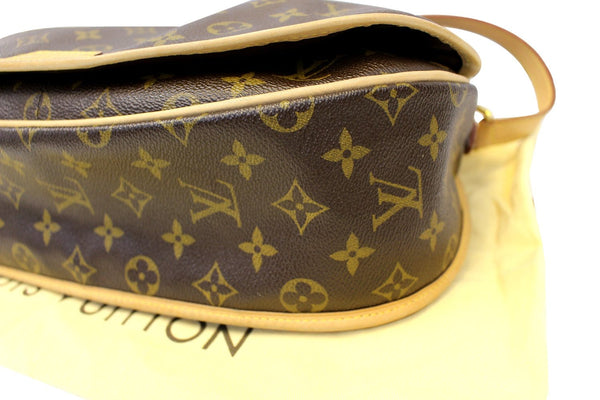 LOUIS VUITTON Monogram Canvas Menilmontant MM Crossbody Bag