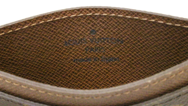 LOUIS VUITTON Monogram Canvas Card Holder