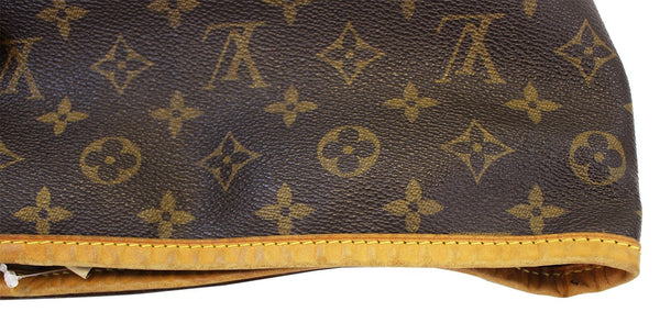 LOUIS VUITTON Monogram Canvas Delightful MM Bag