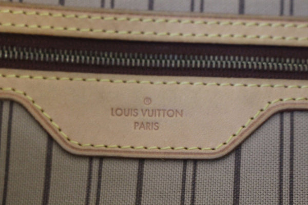 LOUIS VUITTON Monogram Canvas Delightful MM Bag