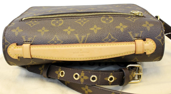 LOUIS VUITTON Metis Pochette Monogram Canvas Crossbody Bag