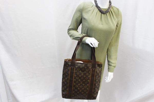 LOUIS VUITTON Monogram Canvas Beaubourg Tote Bag