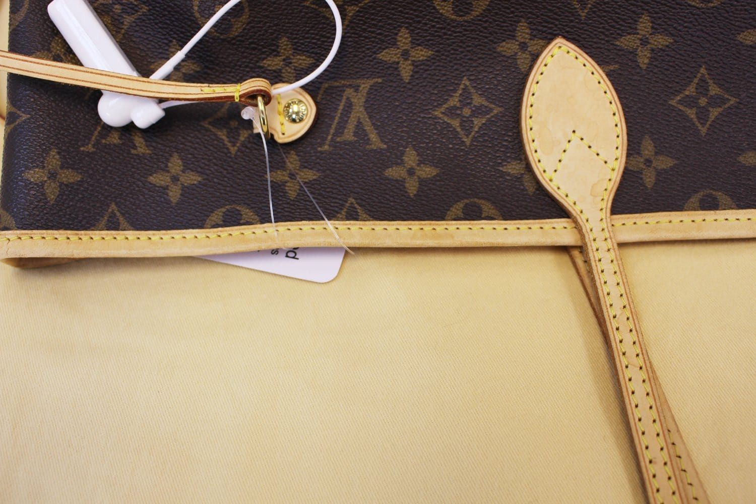 Louis Vuitton Neverfull Tote 361279