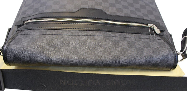 LOUIS VUITTON Damier Graphite Daniel GM Messenger Bag