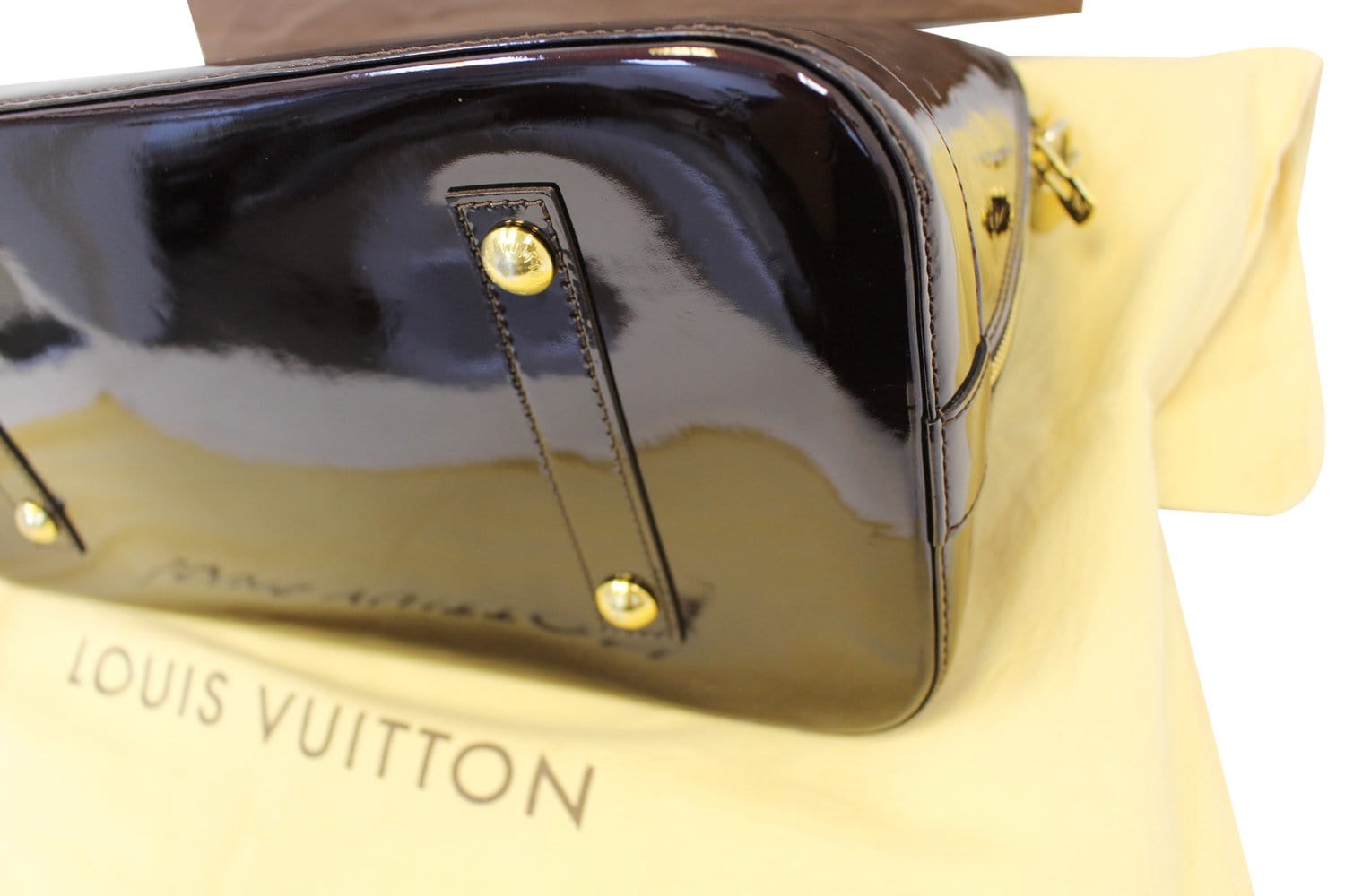 Louis Vuitton Amarante Monogram Vernis Alma GM Bag at 1stDibs  alma  amarante louis vuitton, louis vuitton vernis alma gm, louis vuitton alma  vernis gm