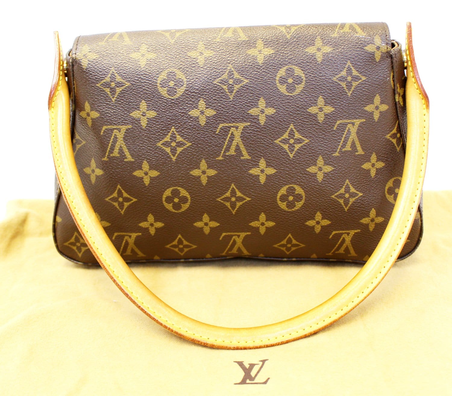 Louis Vuitton Monogram Looping PM Bag ○ Labellov ○ Buy and Sell
