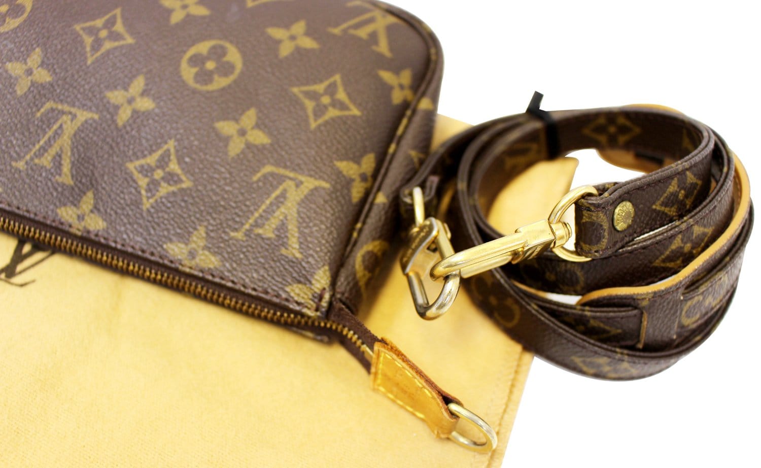 LOUIS VUITTON Monogram Pochette Accessoires Pouch Bag - AWL1797