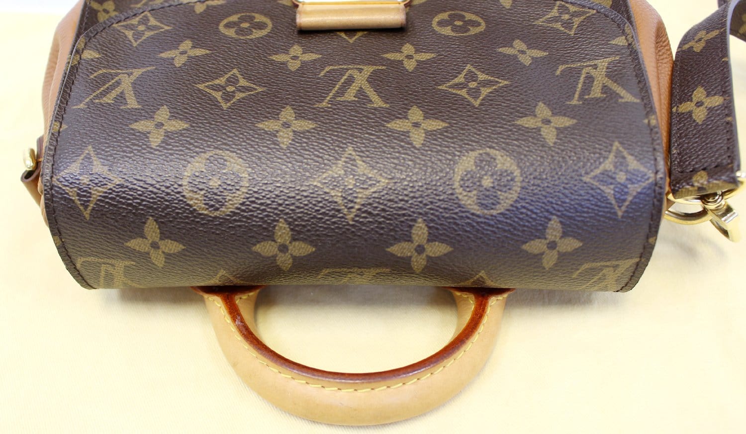 Authentic Louis Vuitton Monogram Canvas Eden PM Shoulder Bag – Paris  Station Shop