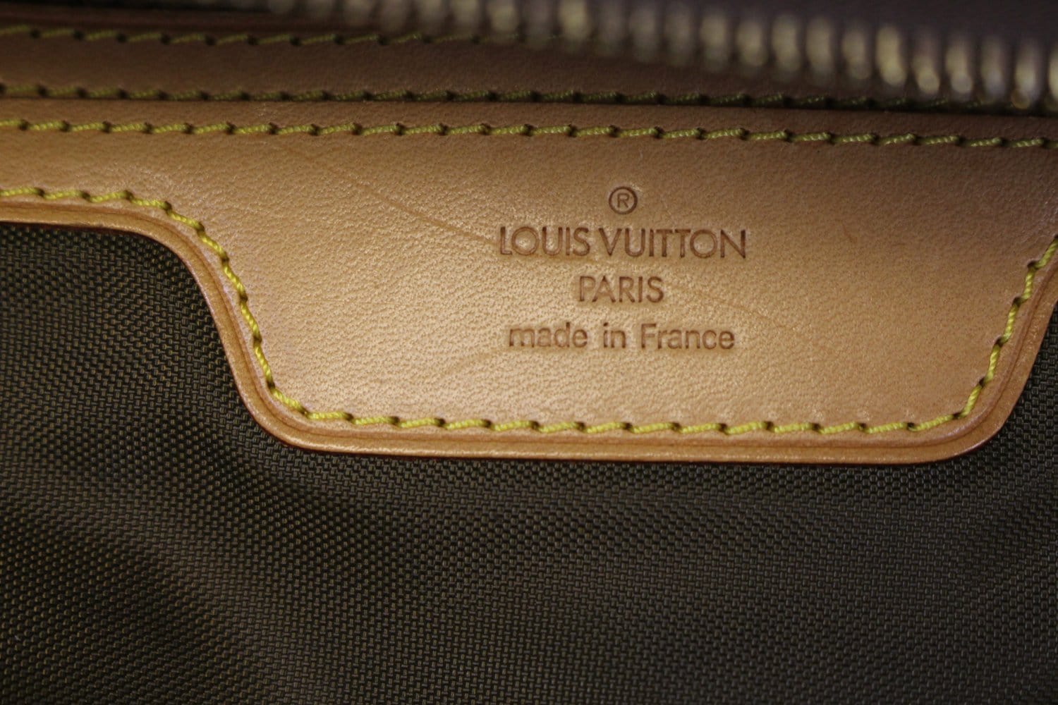 Evasion leather 24h bag Louis Vuitton Brown in Leather - 32168414