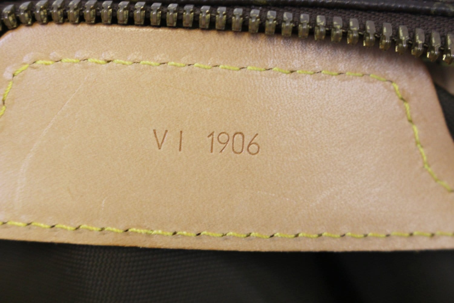 Travel bag Louis Vuitton Brown in Cotton - 18115283