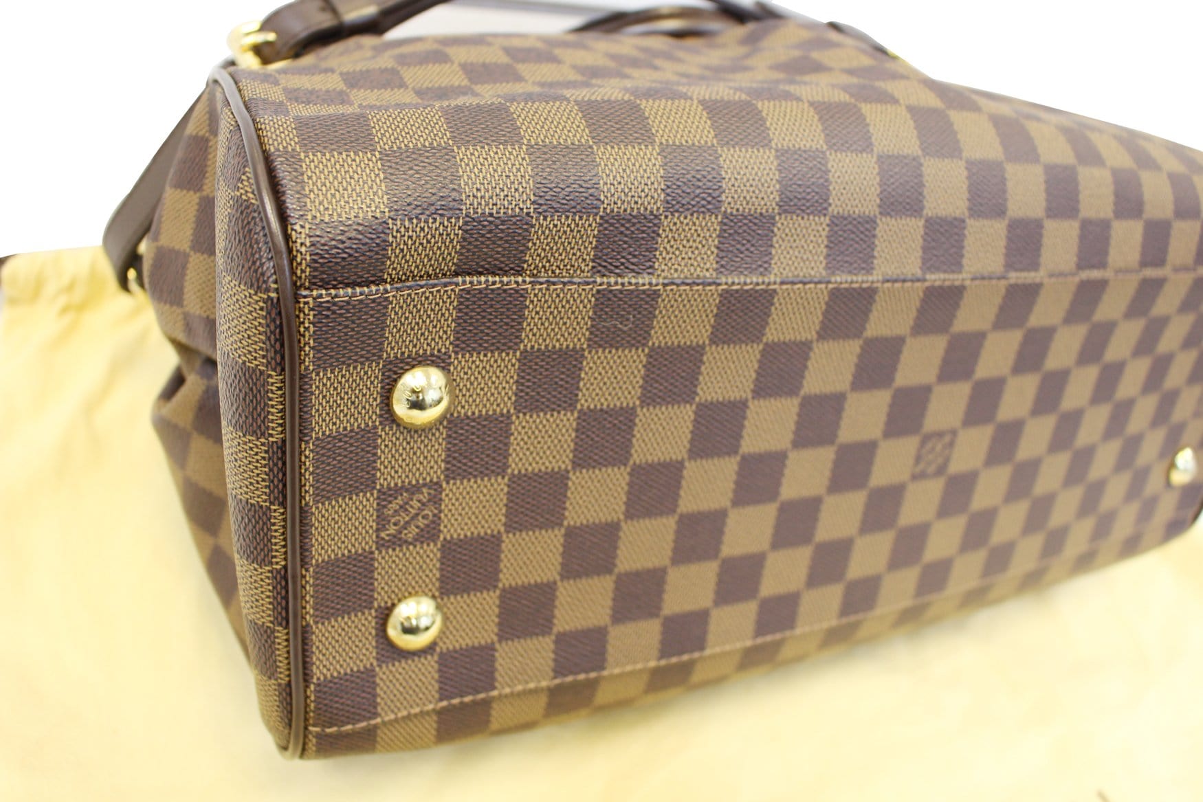 Louis Vuitton Trevi Handbag Damier Gm 6057743
