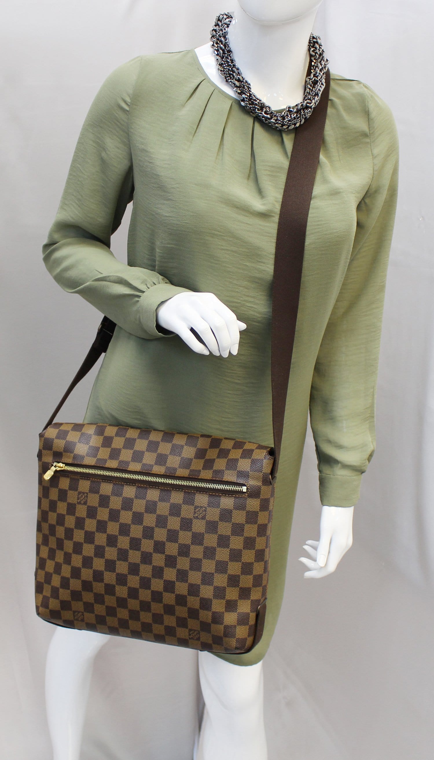 Louis Vuitton Damier Ebene Brooklyn Plate Shoulder Crossbody Bag N41100  A884 Auction
