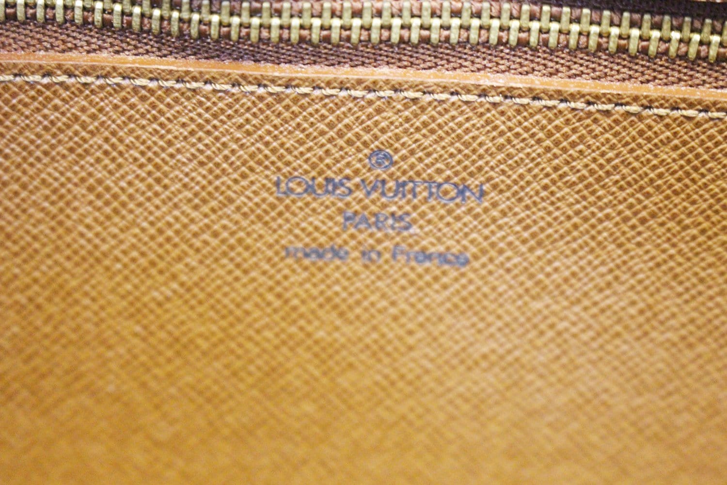 LOUIS VUITTON Monogram Marly Dragonne GM Clutch Bag M51825 LV Auth th2068  Cloth ref.459998 - Joli Closet