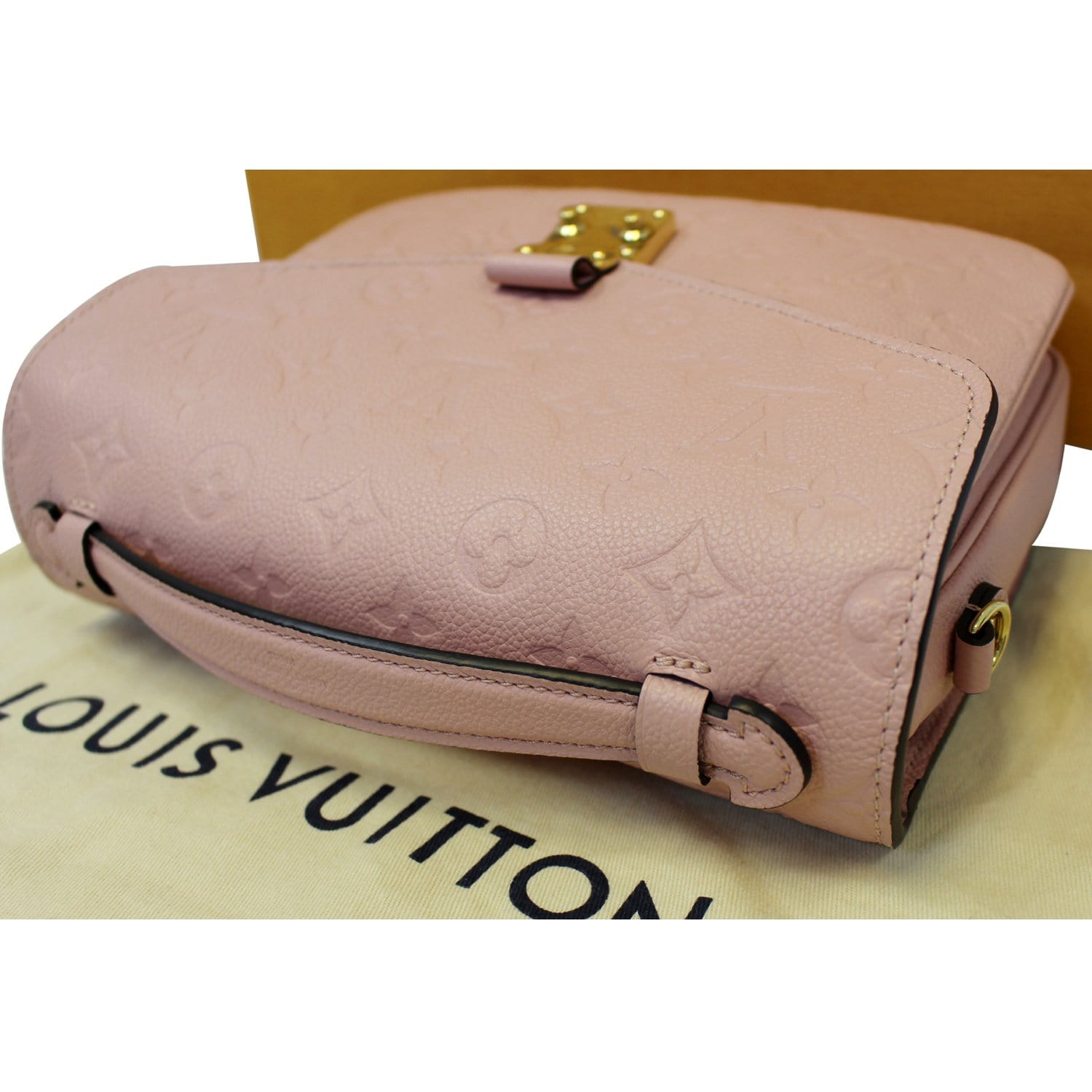 3D model Louis Vuitton Pochette Metis Bag Monogram Rose Poudre
