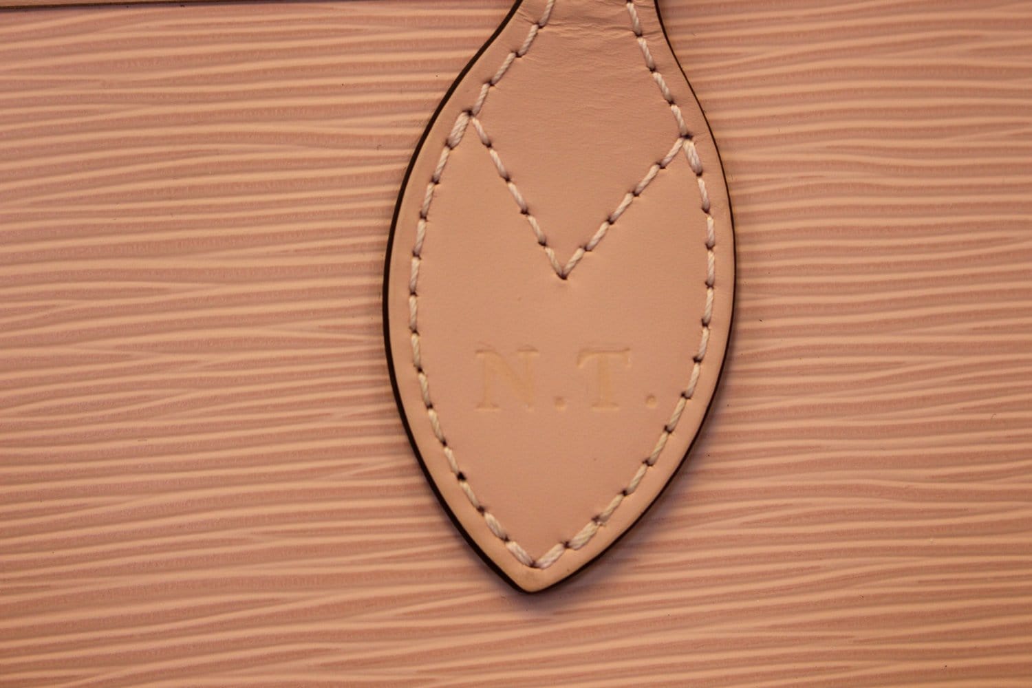 LOUIS VUITTON Grenat pink Epi leather NEVERFULL MM Shopper Bag For Sale at  1stDibs