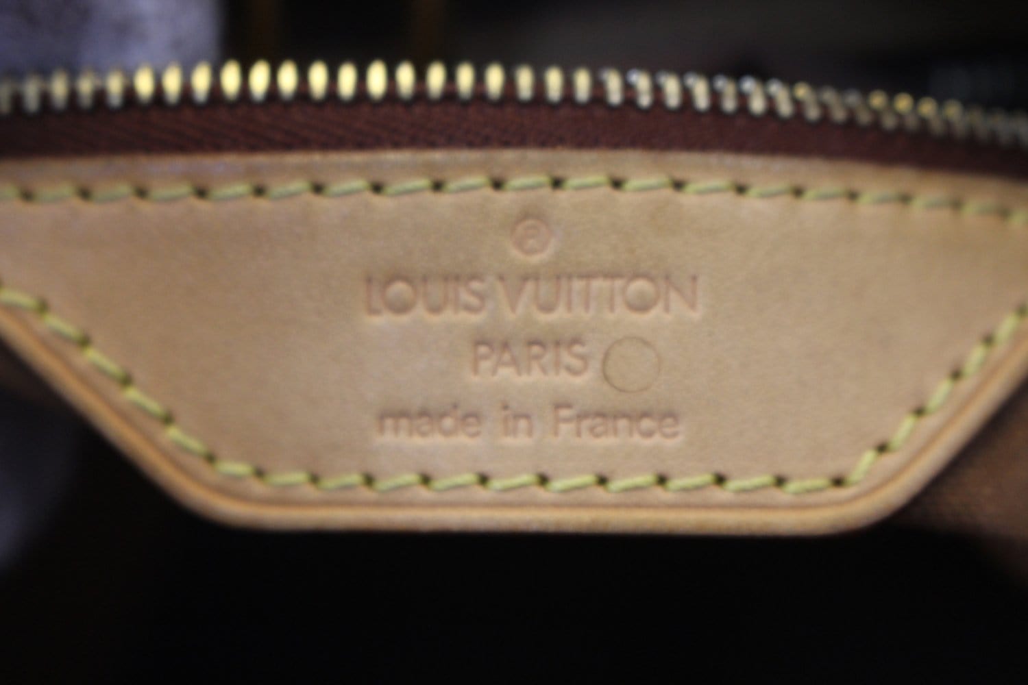 Buy LOUIS VUITTON 2005 Batignolles Vertical Shoulder Bag - Brown At 19% Off
