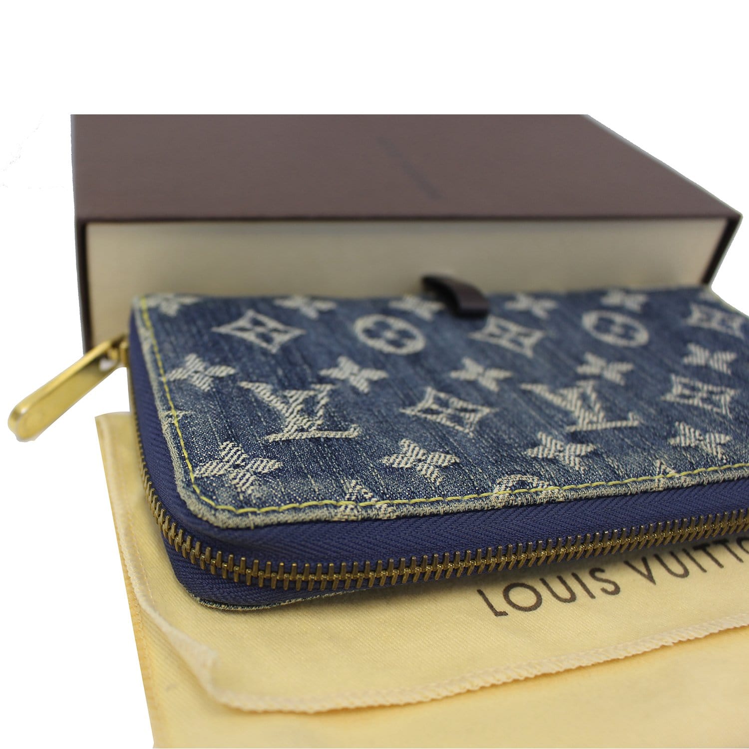 Louis Vuitton Blue Denim Monogram Denim Zippy Wallet - Yoogi's Closet