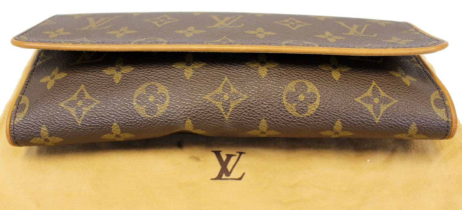 ✨ MONOGLAM ✨ on Louis Vuitton Pochette Métis East West 💙 #luxurybags  #louisvuittonbag #lvmonogram 