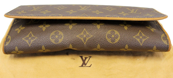 LOUIS VUITTON Monogram Canvas Pochette Twin GM Crossbody Bag