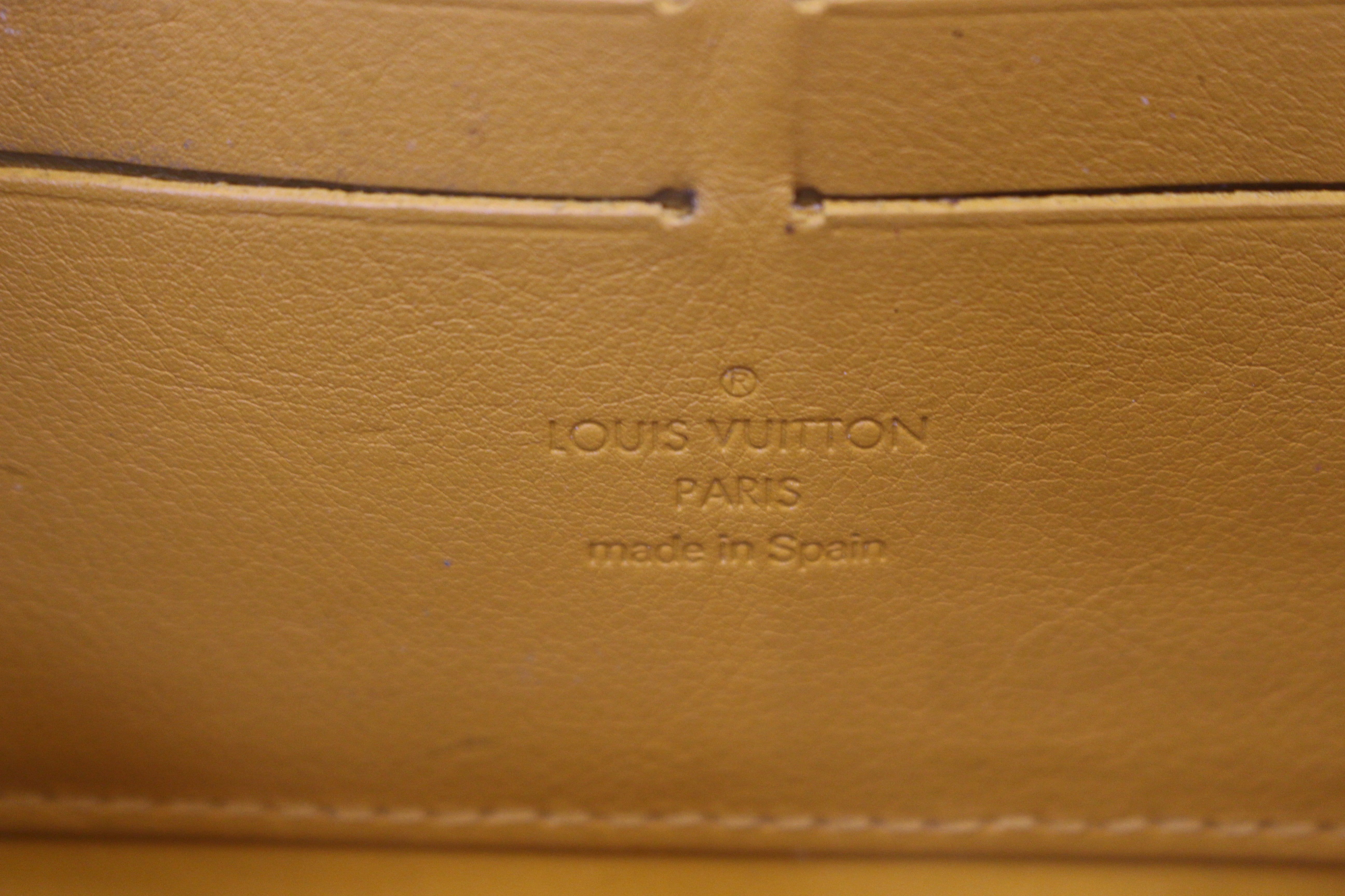 Zippy leather wallet Louis Vuitton Blue in Leather - 35501282