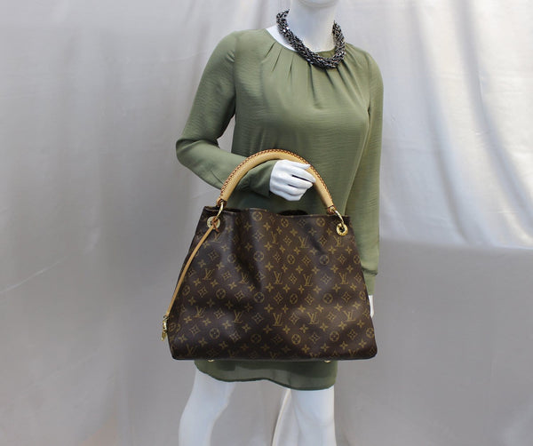 LOUIS VUITTON Monogram Canvas Artsy MM Hobo Shoulder Bag