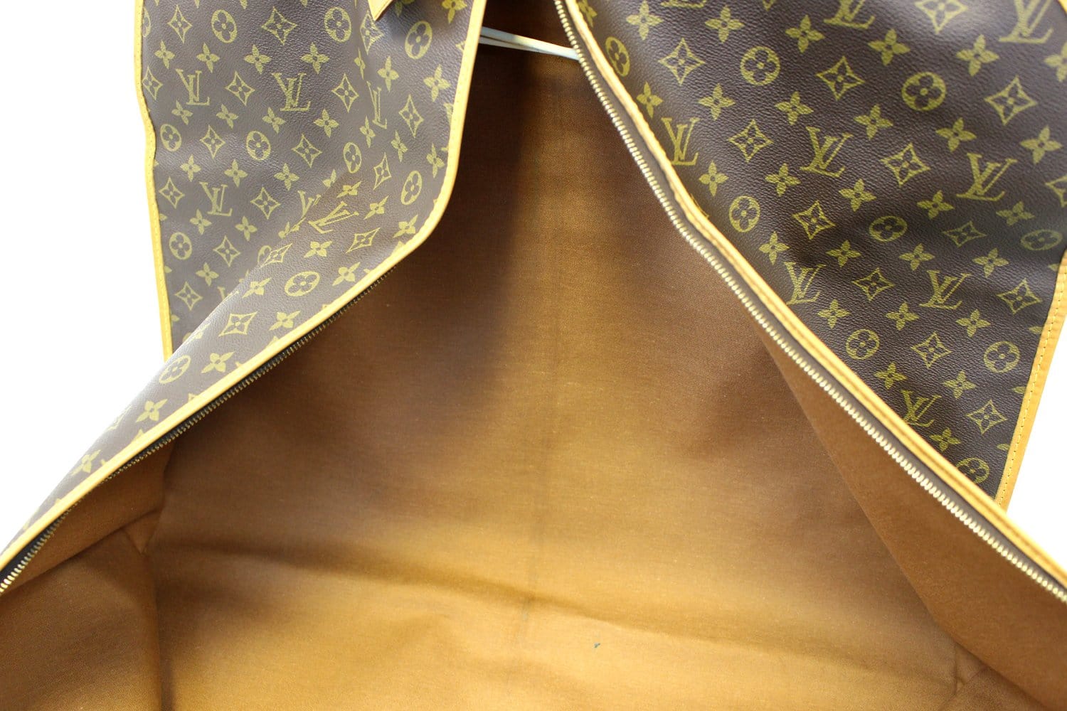LOUIS VUITTON Monogram Garment Cover Housse Porte Habits Vintage M23434 LV  18251 Cloth ref.271012 - Joli Closet