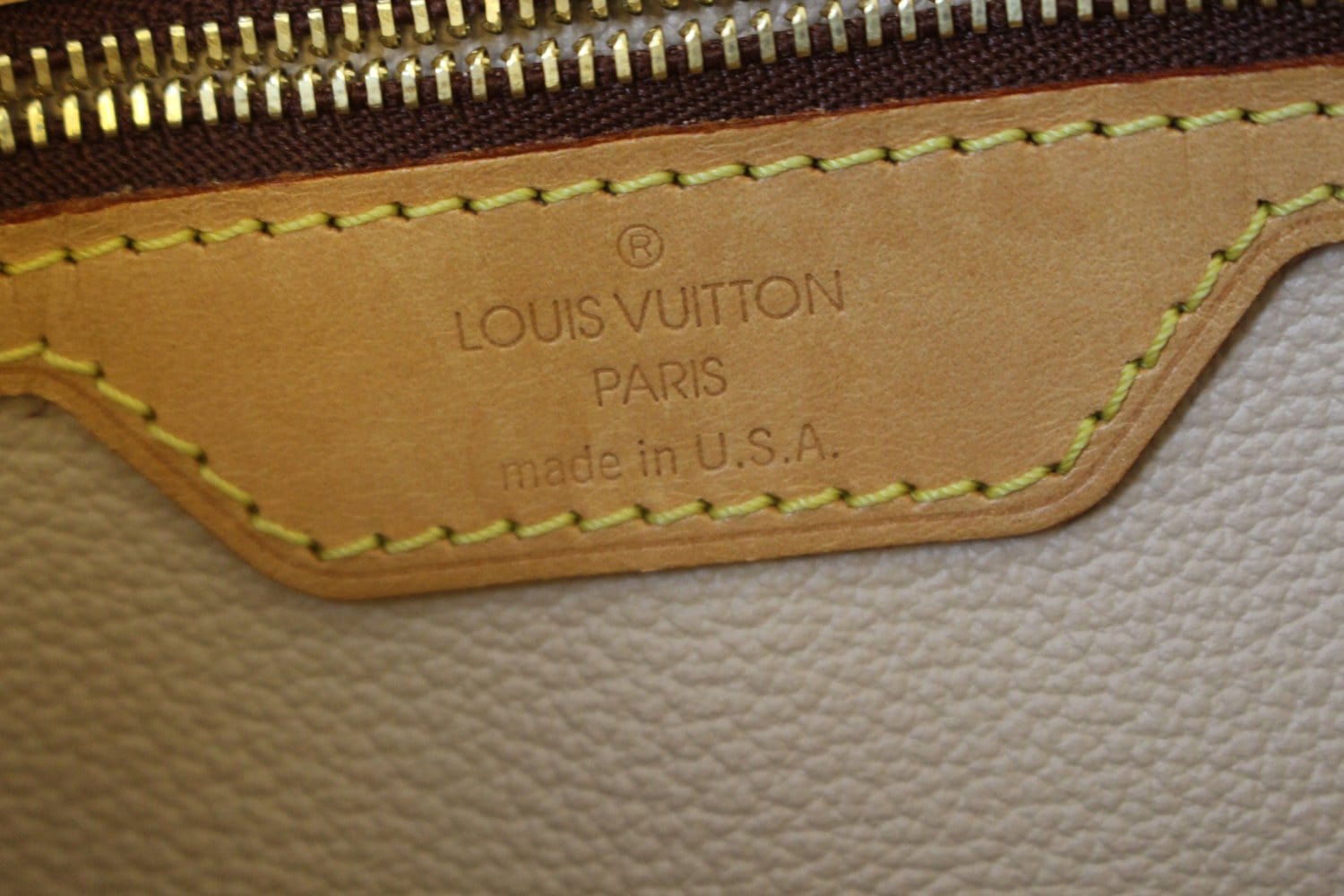 Louis Vuitton Bucket Tote 379406