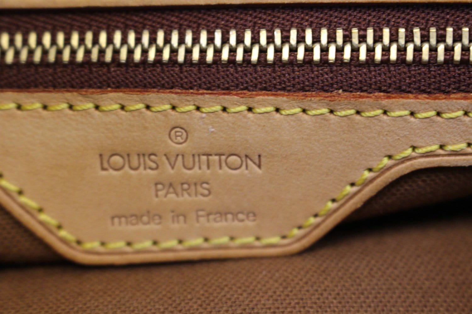 Pre-Owned Louis Vuitton Trotteur Crossbody Bag- 2235RY31 