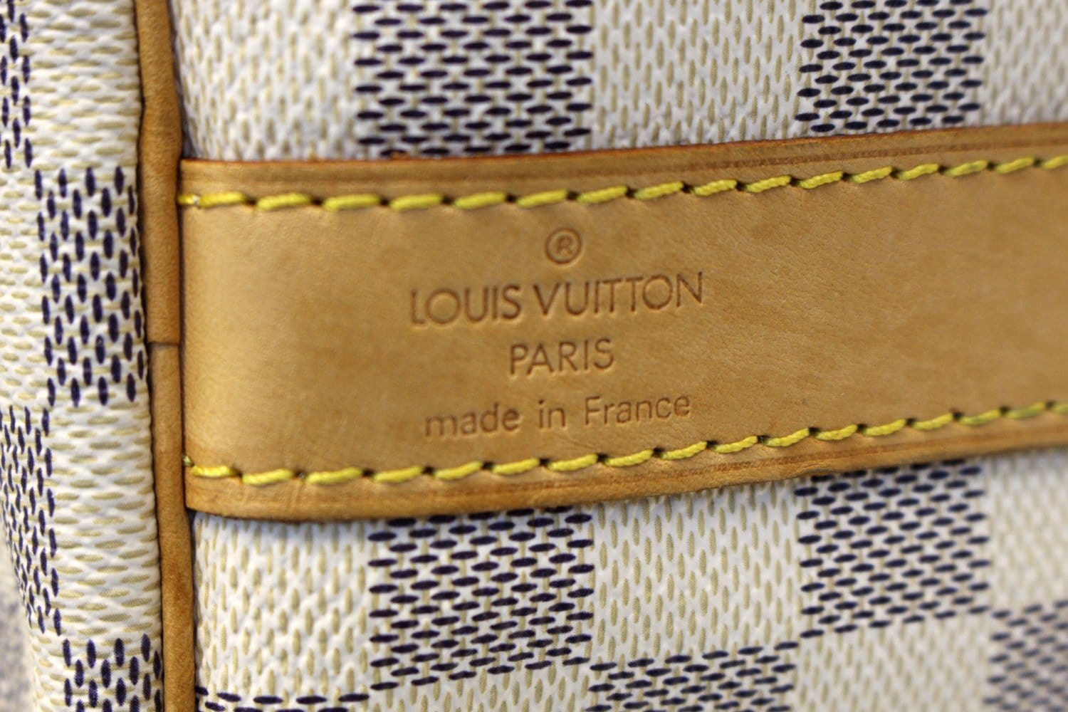 Shop Louis Vuitton DAMIER AZUR Keepall Bandoulière 55 (N41429) by