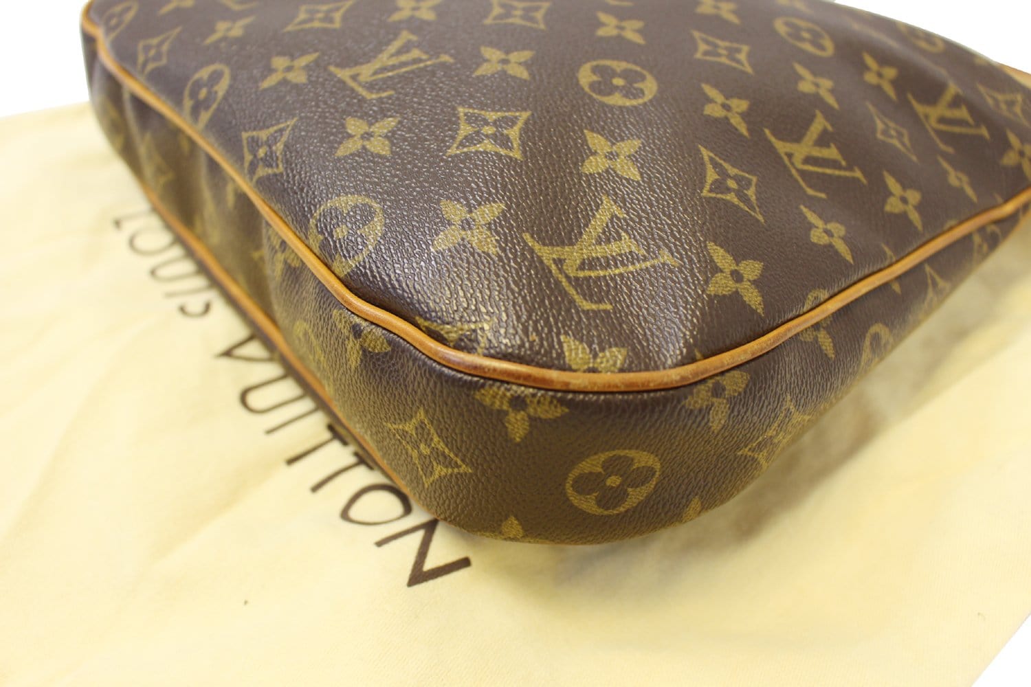 Louis Vuitton Monogram Odeon NM MM - Brown Crossbody Bags, Handbags -  LOU803293