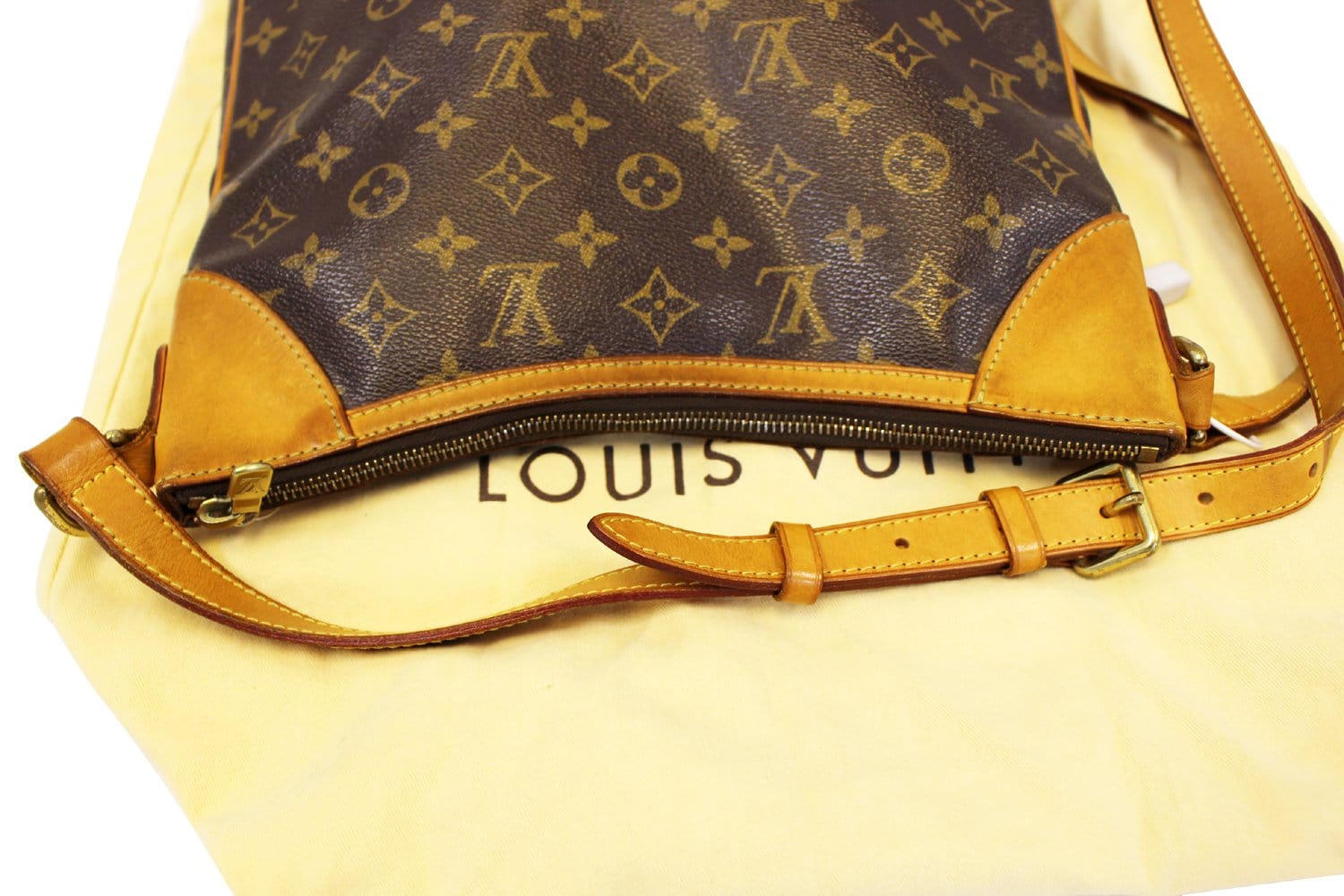 Louis Vuitton 1994 Monogram Monceau 28 - Brown Crossbody Bags, Handbags -  LOU798014