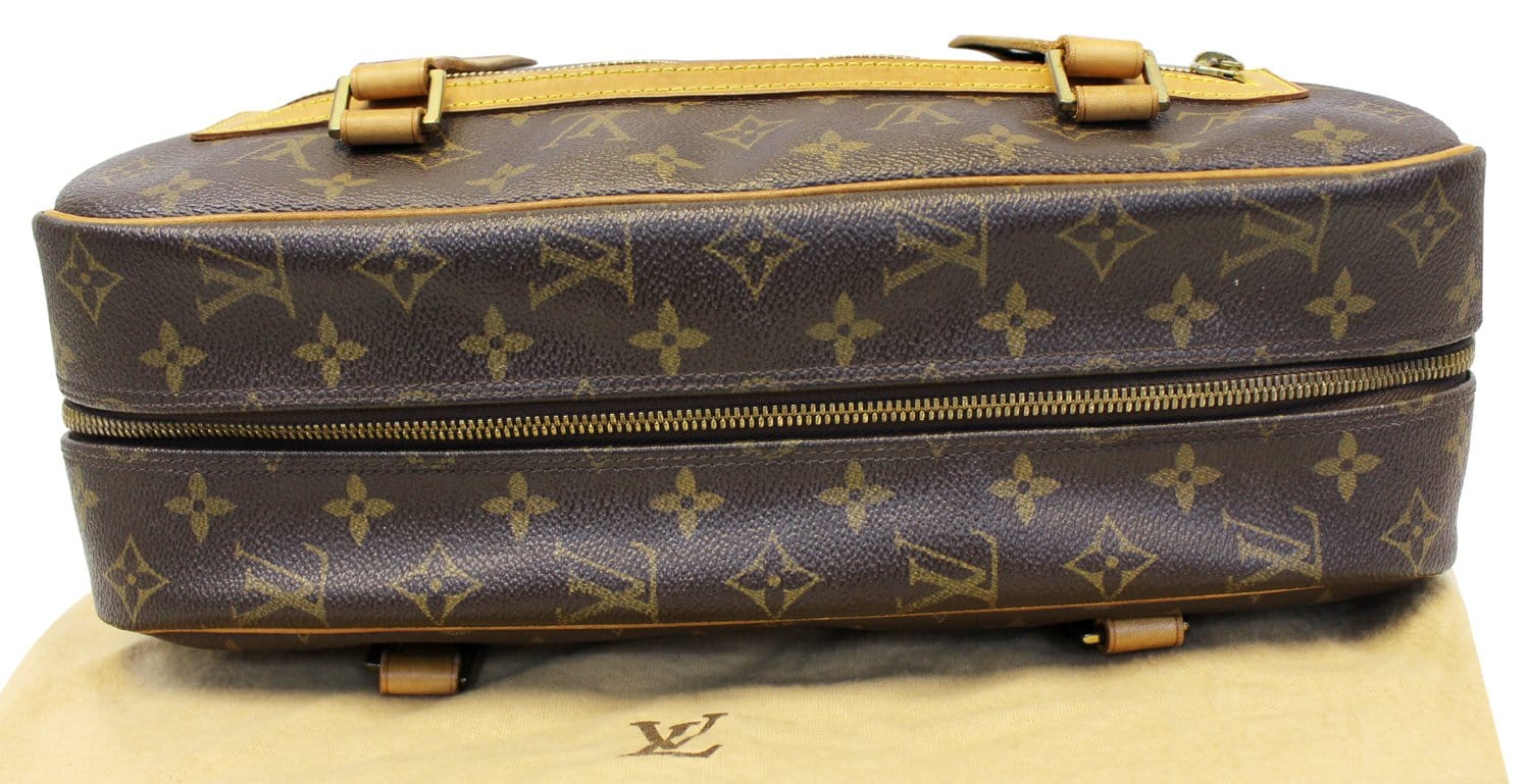 Louis Vuitton 2002 Cite Shoulder Bag in Brown