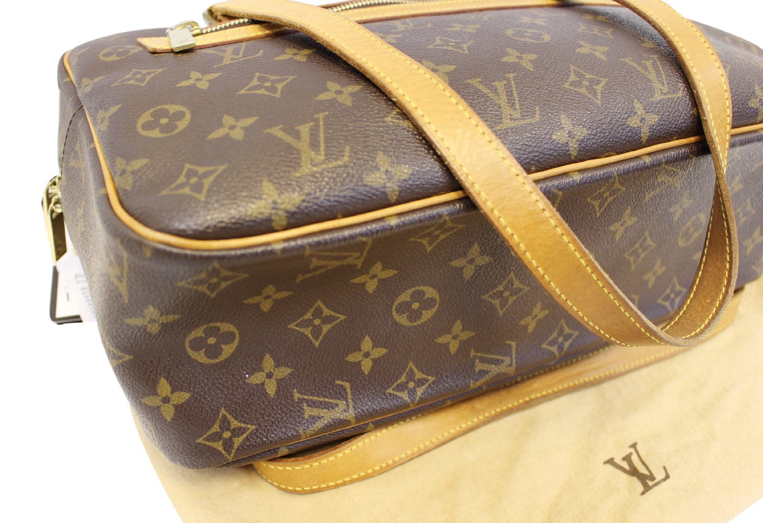 Shop Louis Vuitton Monogram Canvas Logo Shoulder Bags by CITYMONOSHOP