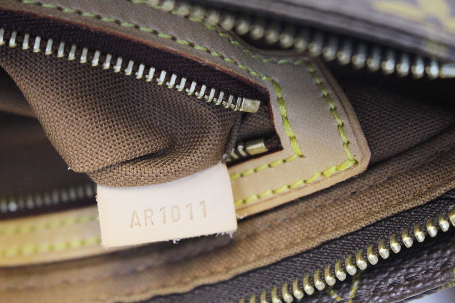 Louis Vuitton Trotteur Handbag Monogram Canvas Brown 13542258
