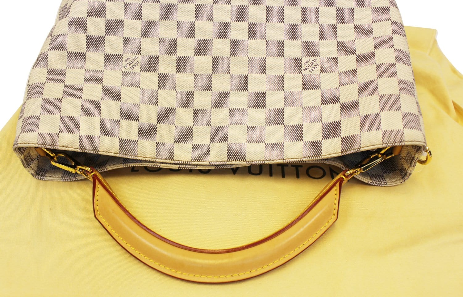 Lot - Louis Vuitton White Daumier Azur Soffi Bag
