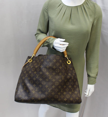 LOUIS VUITTON Artsy MM Monogram Canvas Tote Handbag