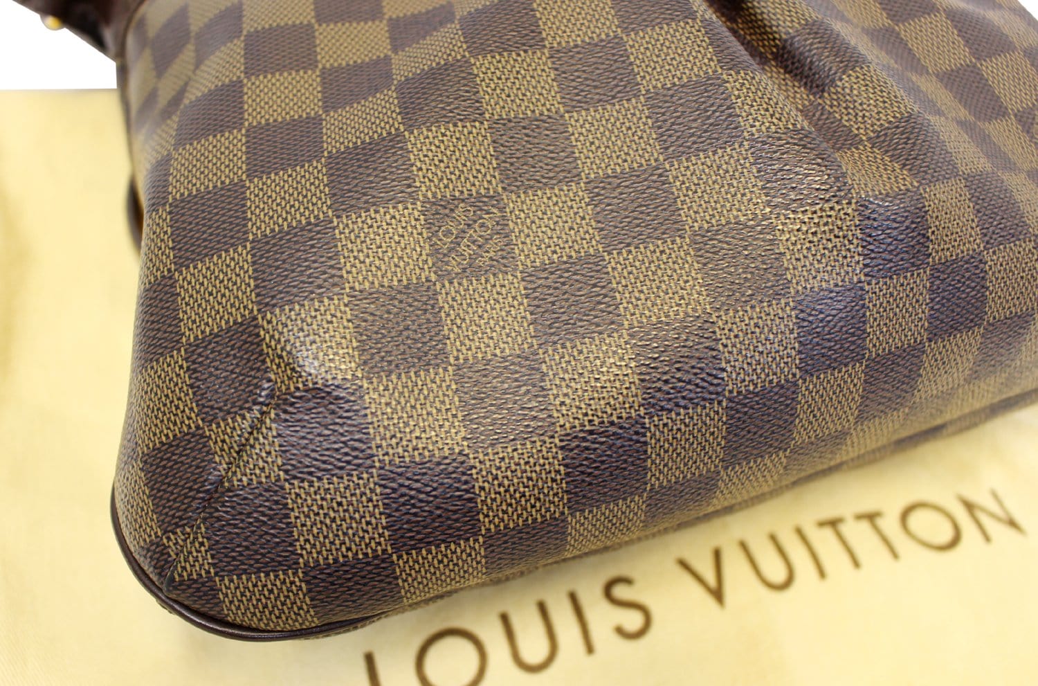 Louis Vuitton Ebene Bloomsbury PM Crossbody Bag – The Closet