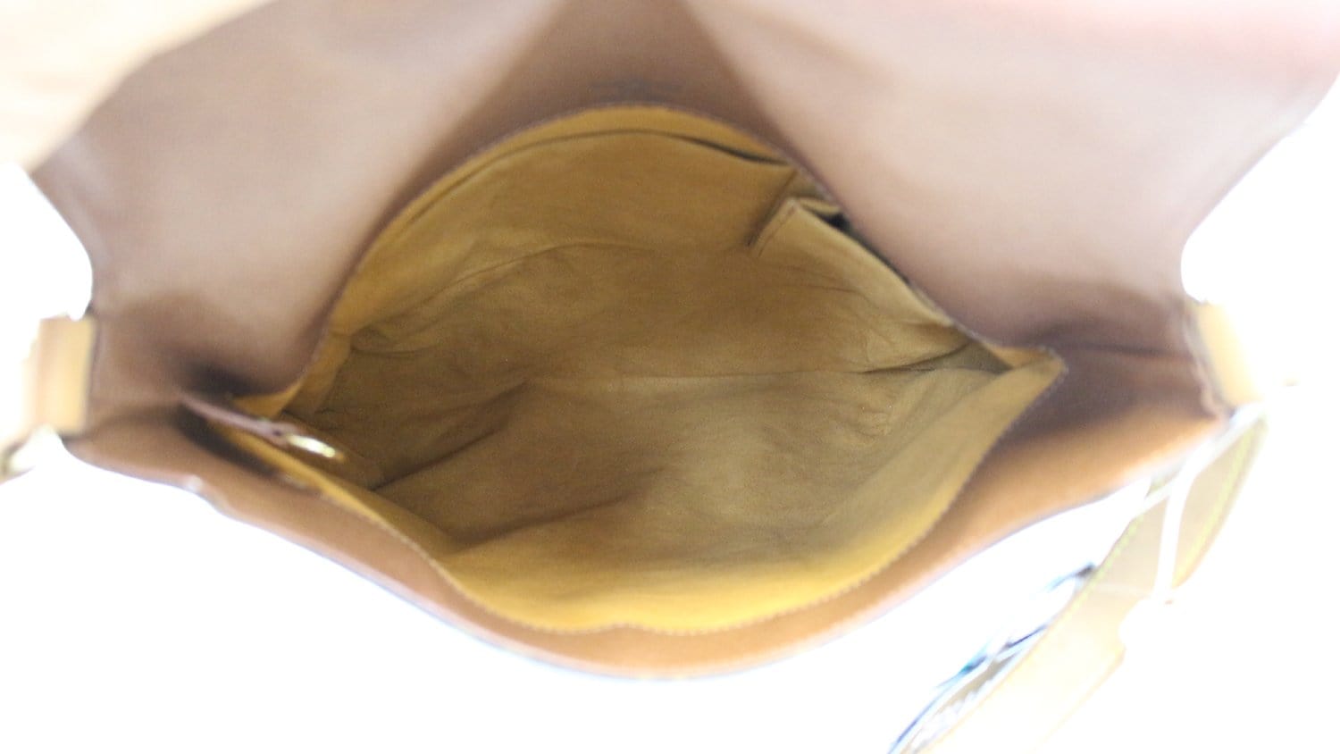 Louis Vuitton Salsa Shoulder bag 396544