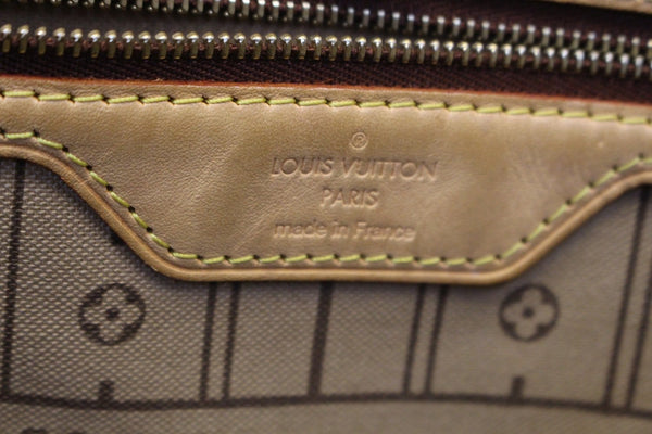 LOUIS VUITTON Monogram Canvas Neverfull MM Brown Tote Bag